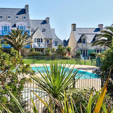Maison G5 Au Guilvinec: Seaside Retreat with Garden and Pool Exterior photo